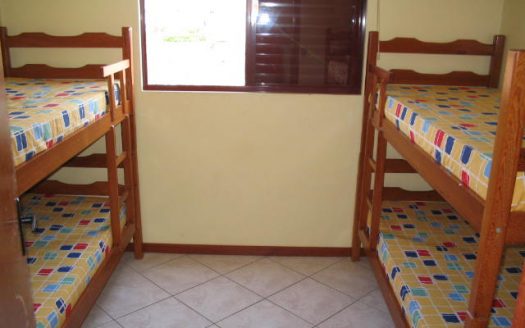 Apto. 2 dormitórios (1 suíte) na quadra do mar – CENTRINHO