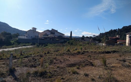 URUBICI:  Lotes urbanos próx. a cidade