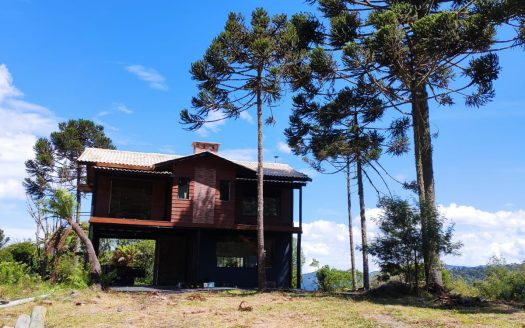 URUBICI:  Cabana nova c/3 dorms. em terreno de 3,3 Hcts.