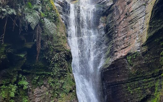Propriedade na Serra Catarinense com Linda cachoeira !