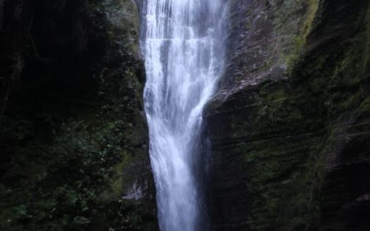 Propriedade na Serra Catarinense com Linda cachoeira !
