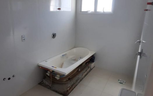 ITAPEMA: Lindo apto. 4 Suítes – Próximo ao Mar !