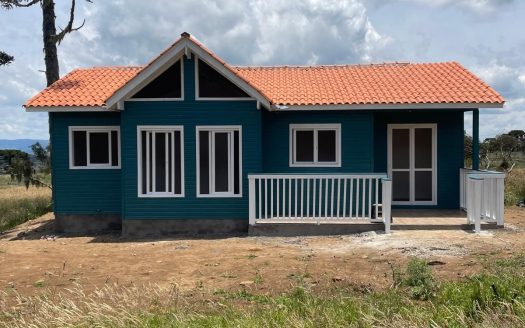 URUBICI:  Cabana nova frente ao lago –  CONFIRA !!!