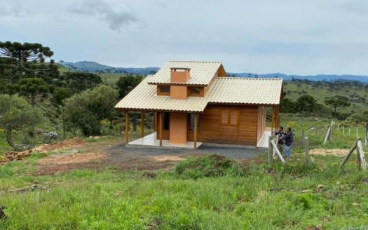 URUBICI:  Sítio 2 Hectares com casa nova: 84 m2