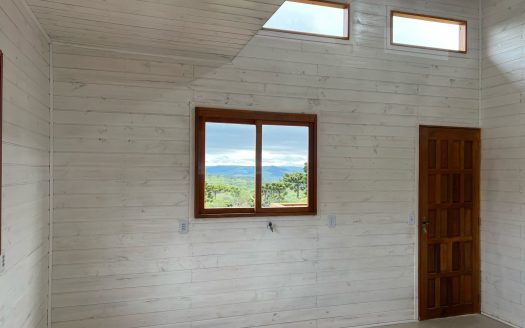 URUBICI:  Sítio 2 Hectares com casa nova: 84 m2