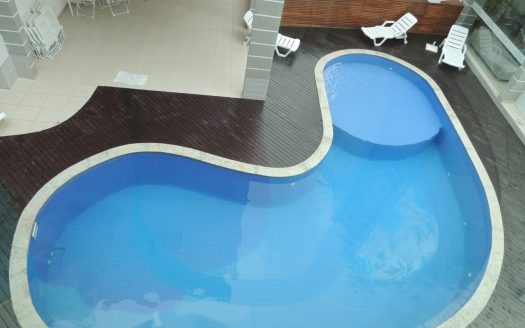 CANASVIEIRAS:  2 Dorms. (1 suíte) na quadra do mar !