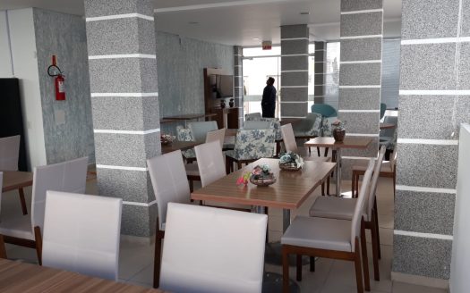 CANASVIEIRAS:  2 Dorms. (1 suíte) na quadra do mar !