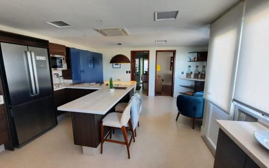 CANASVIEIRAS:  CASA FRENTE PARA O MAR