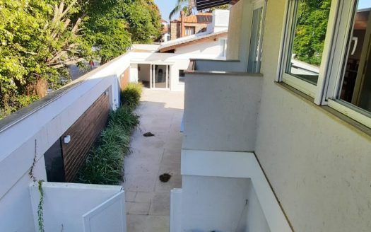 CANASVIEIRAS:  CASA FRENTE PARA O MAR