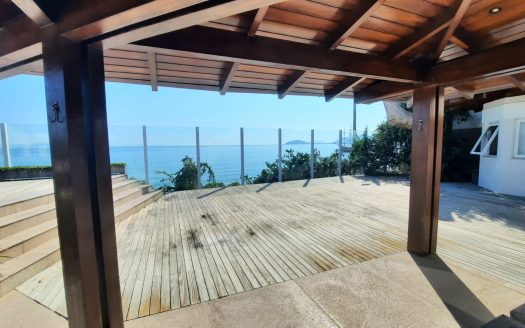 CANASVIEIRAS:  CASA FRENTE PARA O MAR