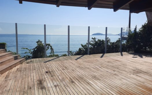 CANASVIEIRAS:  CASA FRENTE PARA O MAR