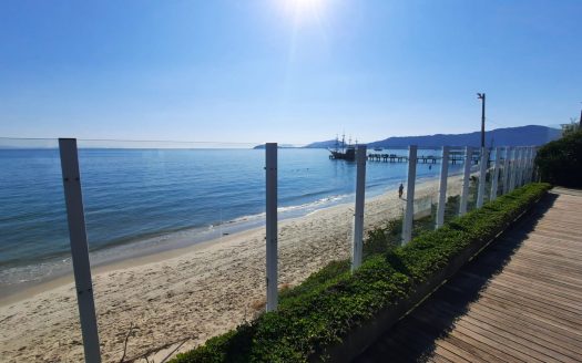 CANASVIEIRAS:  CASA FRENTE PARA O MAR