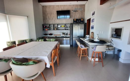 CANASVIEIRAS:  CASA FRENTE PARA O MAR