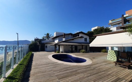 CANASVIEIRAS:  CASA FRENTE PARA O MAR