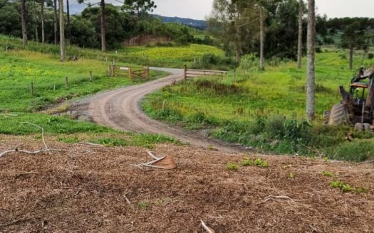 LINDA FAZENDA 188 Hcts. – Ótimo para soja (Divisa com Bom Retiro S/C.)