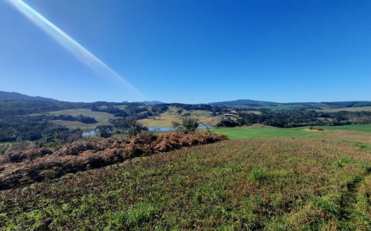 LINDA FAZENDA 188 Hcts. – Ótimo para soja (Divisa com Bom Retiro S/C.)