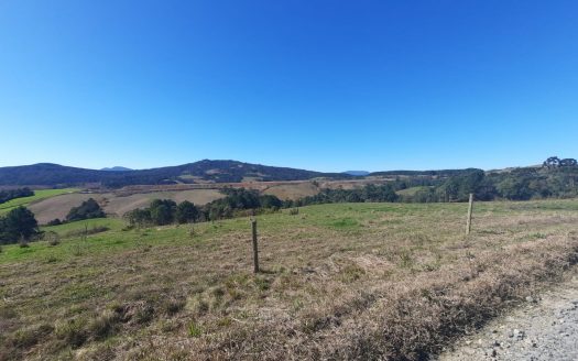 LINDA FAZENDA 188 Hcts. – Ótimo para soja (Divisa com Bom Retiro S/C.)