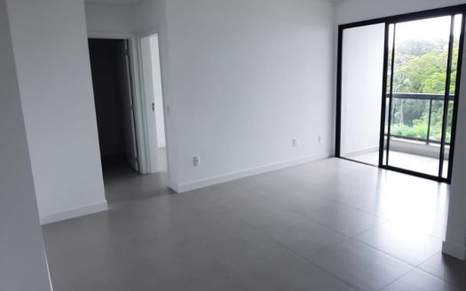 JURERÊ:   FRENTE IATE CLUB – 1 DORM. c/LINDA VISTA PARA A BAÍA