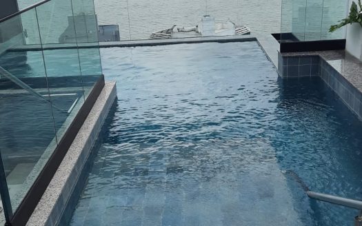 2 Suítes + Lavabo próx. à BEIRA MAR NORTE – Florianópolis